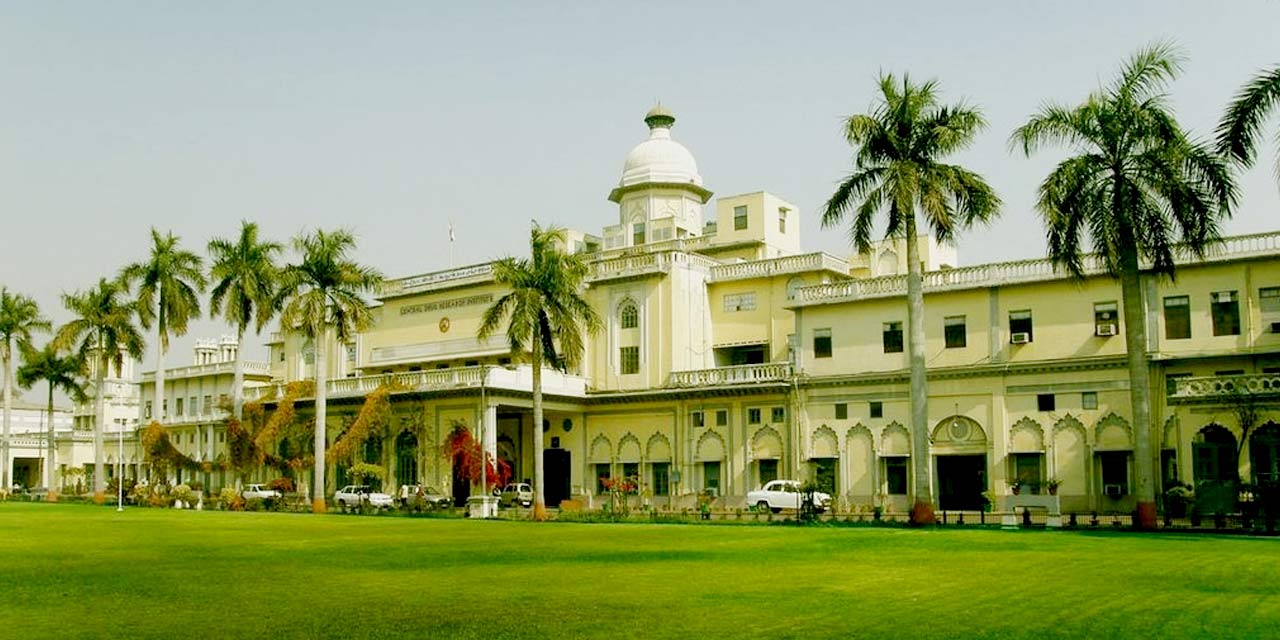 Chattar Manzil, Lucknow