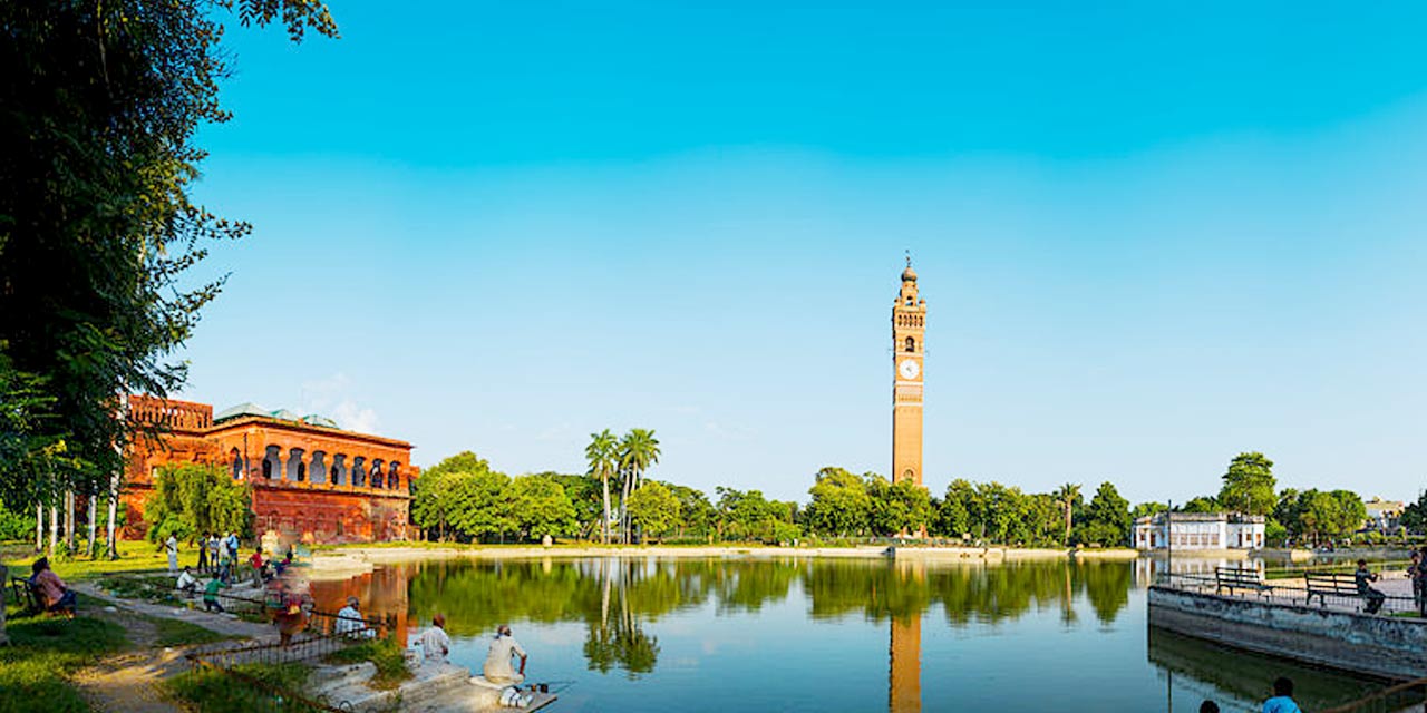 Places to Visit Hussainabad Clock Tower, Lucknow