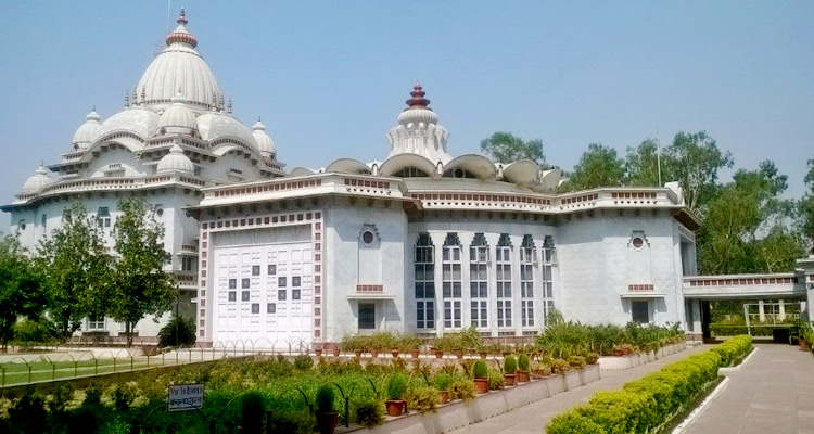 Ramakrishna Math Lucknow (Timings, History, Entry Fee, Images, Aarti ...