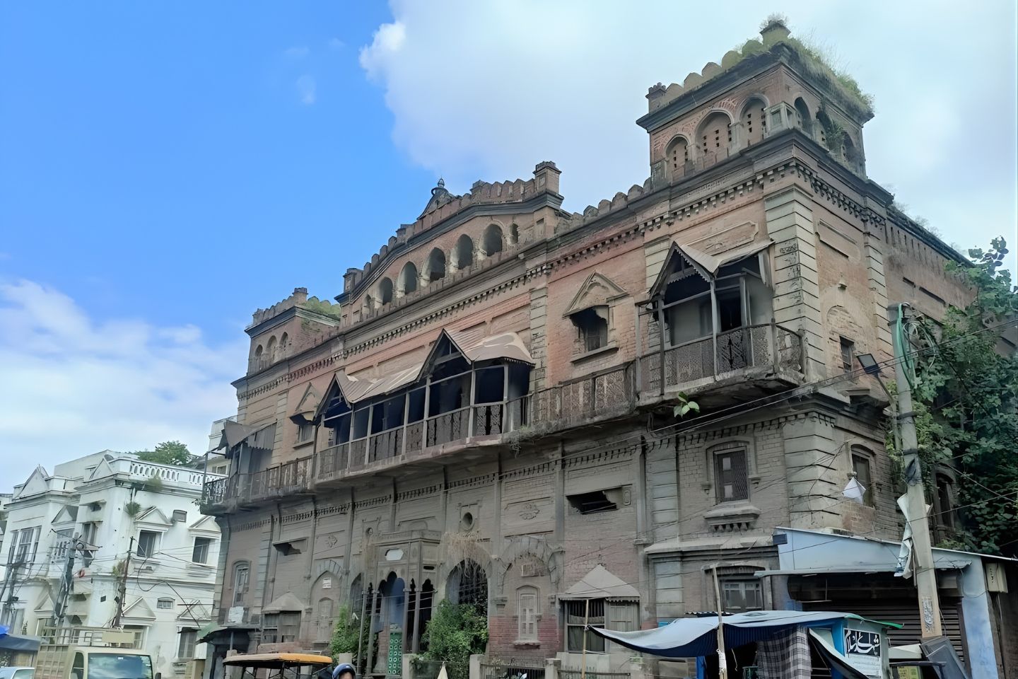 Aminabad Market Lucknow
