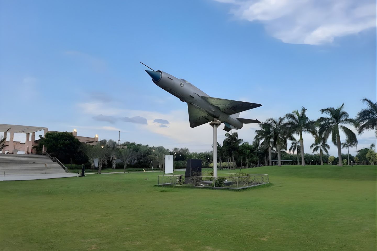 Places to Visit Janeshwar Mishra Park, Lucknow